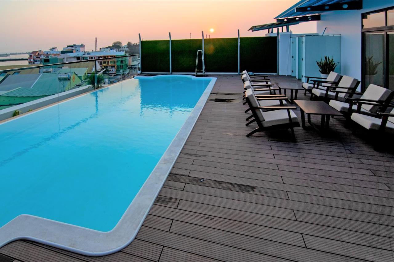 Visuha Hotel Hà Tiên Eksteriør billede
